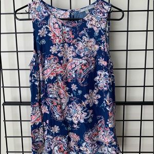 Sleeveless blouse